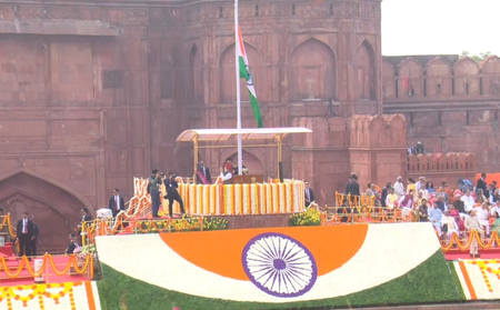 PM Modi hoists Tricolour at Red Fort, says India must dream big to build Viksit Bharat by 2047 PM Modi hoists Tricolour at Red Fort, says India must dream big to build Viksit Bharat by 2047