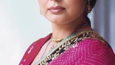 Jackie Shroff wishes Rakhee Gulzar on her 79th birthday