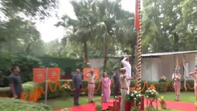 EAM Jaishankar hoists Tricolour at residence, thanks counterparts for I-Day greetings EAM Jaishankar hoists Tricolour at residence, thanks counterparts for I-Day greetings