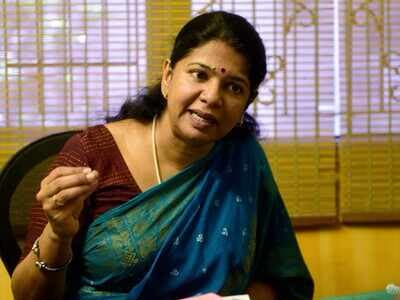 Kanimozhi recalls Karunanidhi’s fight for Chief Minister’s right to hoist Tricolour Kanimozhi recalls Karunanidhi’s fight for Chief Minister’s right to hoist Tricolour