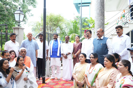 K’taka BJP celebrates I-Day; Narayanaswamy says India has emerged as global power under PM Modi K’taka BJP celebrates I-Day; Narayanaswamy says India has emerged as global power under PM Modi