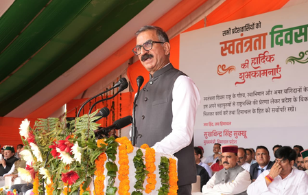 Himachal CM announces 100 CBSE schools, arrears payment on I-Day