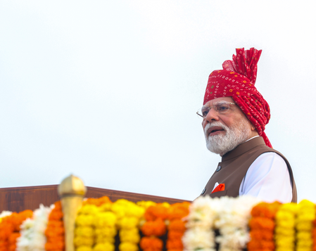 Ex-Defence Secretary recalls PM Modi’s bold call to remove bulletproof glass ahead of 2014 I-Day speech Ex-Defence Secretary recalls PM Modi’s bold call to remove bulletproof glass ahead of 2014 I-Day speech