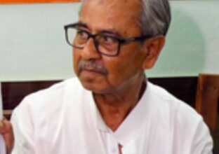 Political slugfest erupts over death of ex-Bengal Assembly Dy Speaker, Trinamool seeks independent probe Political slugfest erupts over death of ex-Bengal Assembly Dy Speaker, Trinamool seeks independent probe