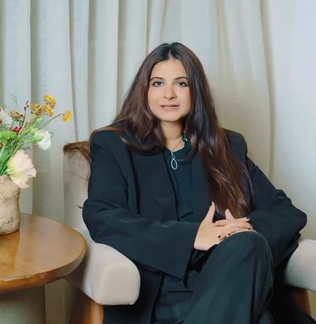 Rhea Kapoor shares how ‘The Ligurian sea cured her’ as she shares glimpses from Italy getaway Rhea Kapoor shares how ‘The Ligurian sea cured her’ as she shares glimpses from Italy getaway