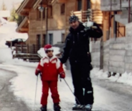 Ibrahim Ali Khan wishes dad Saif Ali Khan with a throwback picture from a ski trip Ibrahim Ali Khan wishes dad Saif Ali Khan with a throwback picture from a ski trip