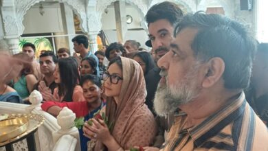 Sunny Leone offers prayers at ISKCON temple with husband Daniel Weber