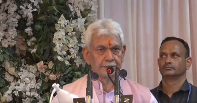 J&K L-G lauds KP volunteers for upholding compassion, duty and humanity serving needy J&K L-G lauds KP volunteers for upholding compassion, duty and humanity serving needy