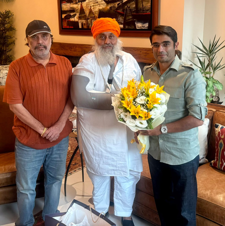 BJP leaders visit injured Sukhbir Badal, wish speedy recovery BJP leaders visit injured Sukhbir Badal, wish speedy recovery