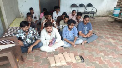 16 held, 35 wanted after Gujarat Police raid ‘gambling den’ in Mehsana 16 held, 35 wanted after Gujarat Police raid ‘gambling den’ in Mehsana