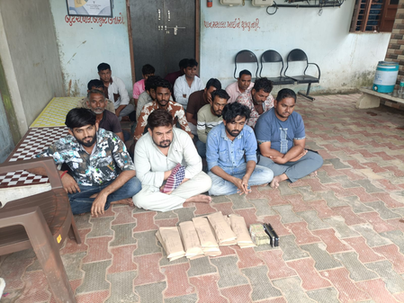 16 held, 35 wanted after Gujarat Police raid ‘gambling den’ in Mehsana 16 held, 35 wanted after Gujarat Police raid ‘gambling den’ in Mehsana