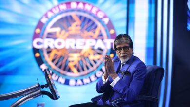 Amitabh Bachchan reveals he watches late-night matches with headphones to avoid disturbing Jaya Bachchan Amitabh Bachchan reveals he watches late-night matches with headphones to avoid disturbing Jaya Bachchan