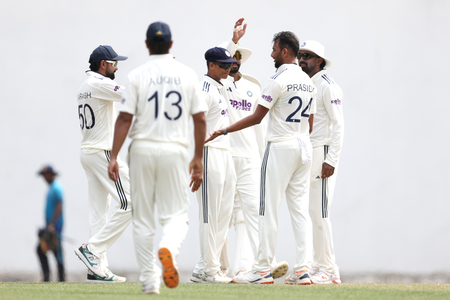 1st Test: Keeping ball dry crucial for getting reverse swing in SL, says Prasidh