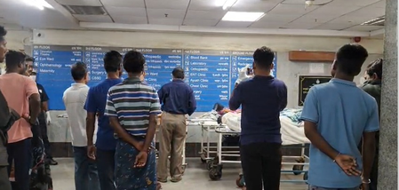 Bengal hotel fire: Death toll rises to 7, owner arrested (Lead) Bengal hotel fire: Death toll rises to 7, owner arrested (Lead)