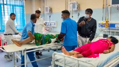 Stampede at Ashok Dham Temple in Bihar leaves 7 dead, over 13 injured (Ld)