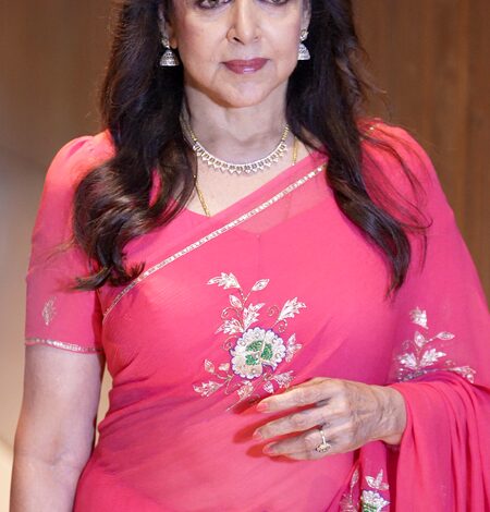 Hema Malini praises Sunny Deol’s ‘Batwara 1947’: Humanity more important than Hatred Hema Malini praises Sunny Deol’s ‘Batwara 1947’: Humanity more important than Hatred