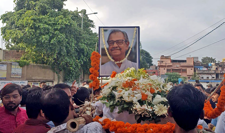 Bengal: BJP leaders meet family members of former Dy Speaker after suicide Bengal: BJP leaders meet family members of former Dy Speaker after suicide