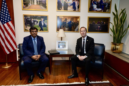 Ambassador Gor discusses US-India cooperation in aerospace and defence with drone manufacturer