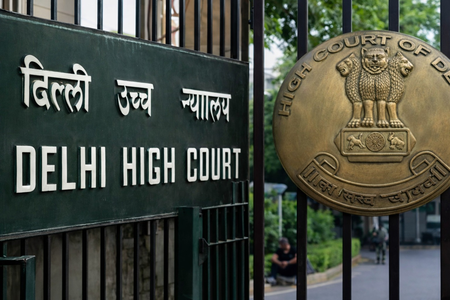 Delhi HC gives Kejriwal, Sisodia 4 weeks to file replies on CBI plea against discharge in excise policy case Delhi HC gives Kejriwal, Sisodia 4 weeks to file replies on CBI plea against discharge in excise policy case