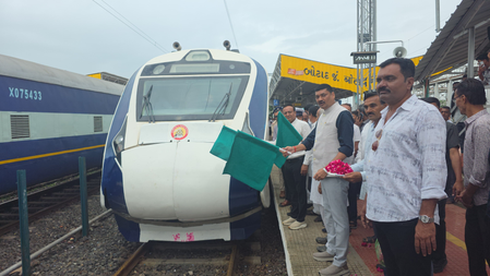 Gujarat: Botad gets Vande Bharat connectivity as train begins running via Gandhigram route