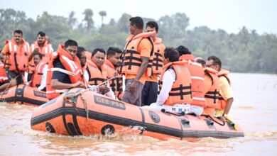 Odisha CM reviews flood relief operations