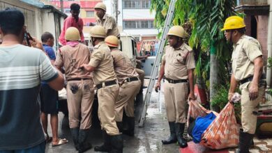 Bengal: Officer suspended for giving fire safety clearance to Tarapith hotel Bengal: Officer suspended for giving fire safety clearance to Tarapith hotel