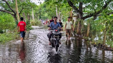 Met office predicts scattered heavy rain in Bengal for next few days