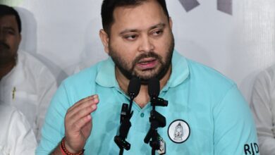 Bihar: Tejashwi Yadav to lead march to Raj Bhavan today against paper leaks and Siwan firing