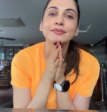 Isha Koppikar says ‘call me Andhbhakt’: ‘My devotion is not for any political party, but for my country’ Isha Koppikar says ‘call me Andhbhakt’: ‘My devotion is not for any political party, but for my country’