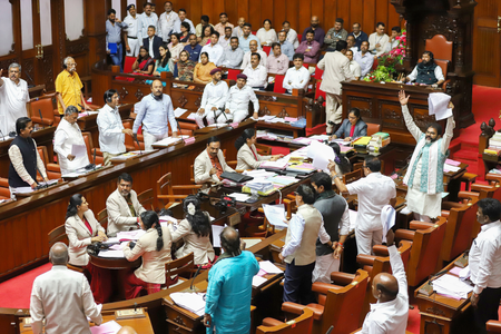 K’taka: BJP, JD-S disrupt Assembly over tribal welfare scam