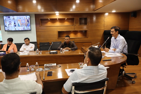 Gujarat DGP directs police to cut ‘112’ emergency response time Gujarat DGP directs police to cut ‘112’ emergency response time