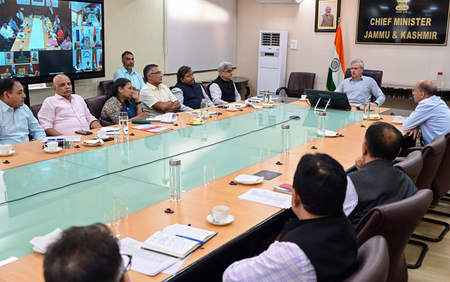 Omar Abdullah reviews preparations for inaugural International Film Festival