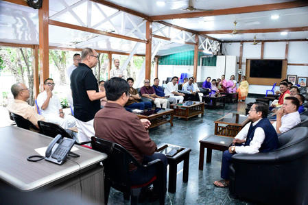 Manipur CM urges Meiteis to play role of ‘big brother’ to end ethnic conflict in state Manipur CM urges Meiteis to play role of ‘big brother’ to end ethnic conflict in state