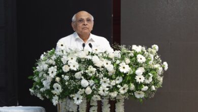 Gujarat raises income ceiling to Rs 10 lakh for unreserved students seeking study-abroad loans Gujarat raises income ceiling to Rs 10 lakh for unreserved students seeking study-abroad loans