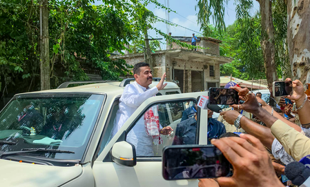 Two killed, 3,200 houses damaged in floods at Sabang in West Midnapore: Bengal CM Two killed, 3,200 houses damaged in floods at Sabang in West Midnapore: Bengal CM