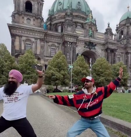 Diljit Dosanjh candidly calls Berlin’s Golden Victory Column as ‘Baby Doll Main Sone Di’, does ‘Bhangra’ on streets Diljit Dosanjh candidly calls Berlin’s Golden Victory Column as ‘Baby Doll Main Sone Di’, does ‘Bhangra’ on streets