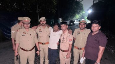 Ghaziabad: Murder accused wanted in Rs 20 dispute shot in leg, arrested after encounter Ghaziabad: Murder accused wanted in Rs 20 dispute shot in leg, arrested after encounter