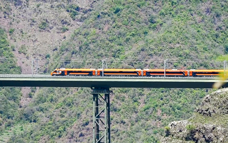 In a first, Vande Bharat train operates at 100 kmph on world’s highest railway bridge In a first, Vande Bharat train operates at 100 kmph on world’s highest railway bridge
