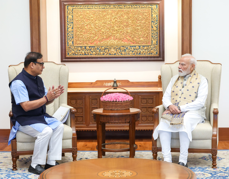 Himanta Sarma meets PM Modi; discusses Assam flood recovery efforts Himanta Sarma meets PM Modi; discusses Assam flood recovery efforts