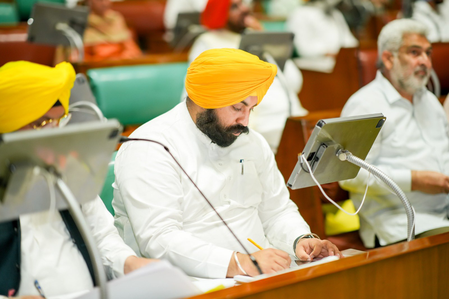 BJP circulating seven-year-old video on condition of schools: Punjab Minister BJP circulating seven-year-old video on condition of schools: Punjab Minister