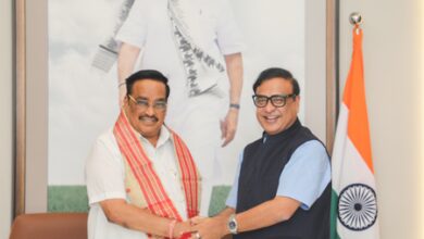 Assam CM meets C.R. Paatil, discusses water infrastructure