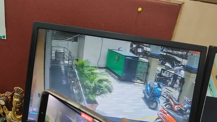 CCTV footage surfaces in Lucknow triple tragedy as SBI officer kills wife; sister, himself CCTV footage surfaces in Lucknow triple tragedy as SBI officer kills wife; sister, himself