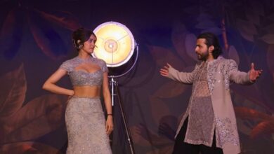 Shikhar Pahariya’s ‘few chapters worth remembering’ includes dancing with girlfriend Janhvi Kapoor Shikhar Pahariya’s ‘few chapters worth remembering’ includes dancing with girlfriend Janhvi Kapoor