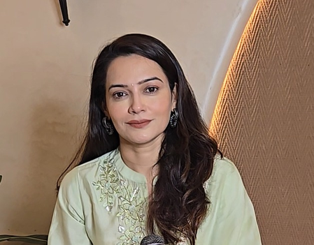 Samiksha Bhatnagar on working with Deol brothers: ‘Sunny is very shy, Bobby made me comfortable’ Samiksha Bhatnagar on working with Deol brothers: ‘Sunny is very shy, Bobby made me comfortable’