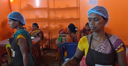 Bihar: JEEViKA Didi’s kitchen at Shravani mela creates employment opportunities for over 100 women