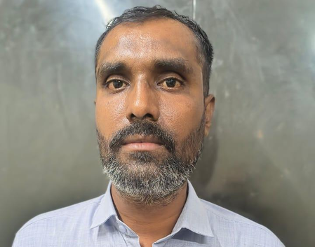 Gujarat cop caught taking bribe for ‘restarting’ liquor trade Gujarat cop caught taking bribe for ‘restarting’ liquor trade