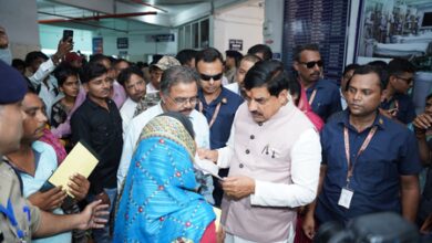 CM Mohan Yadav asks officials to turn Tikamgarh’s local potential into jobs and income CM Mohan Yadav asks officials to turn Tikamgarh’s local potential into jobs and income