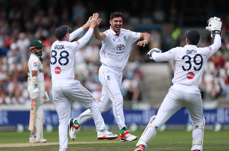 Pakistan crumble for 135 to suffer innings defeat against England in first Test Pakistan crumble for 135 to suffer innings defeat against England in first Test