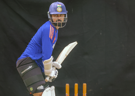 2nd Test: Saransh Jain replaces Kuldeep as India elect to bat against SL 2nd Test: Saransh Jain replaces Kuldeep as India elect to bat against SL