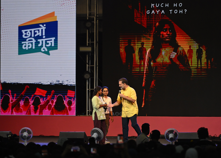 Rahul Gandhi addresses Gen-Z in Pune, challenges ‘Manusmriti’ view on women (Ld) Rahul Gandhi addresses Gen-Z in Pune, challenges ‘Manusmriti’ view on women (Ld)
